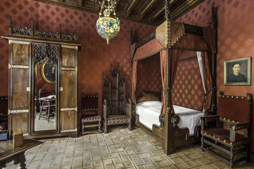Casa Museo Amatller Bedroom